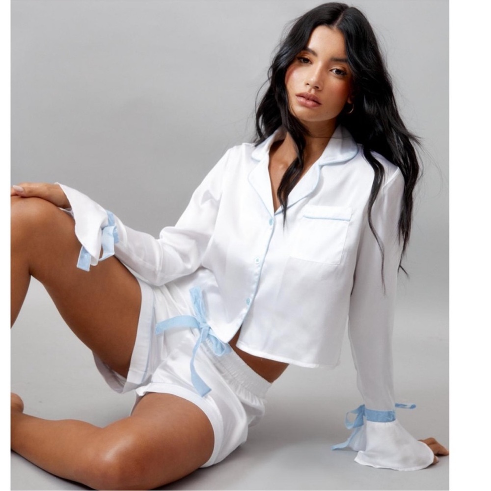 Nasty Gal Satin Contrast Velvet Tie Cuff Pajamas